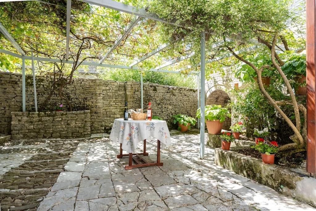 Monodendri Vintage House Villa Exteriör bild
